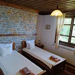 Little Bird Residency - Luxury In Villa Leshten