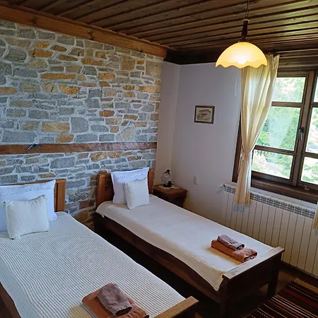 Little Bird Residency - Luxury In Villa Leshten