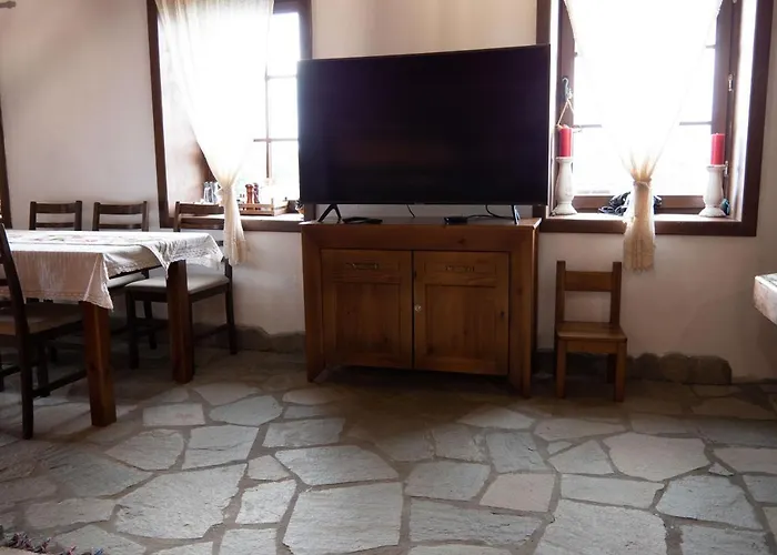 Little Bird Residency - Luxury In * Lešten