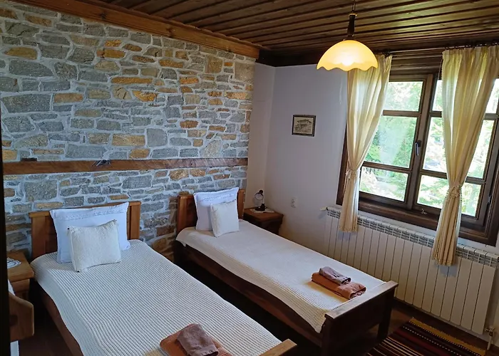 Little Bird Residency - Luxury In Vila Lešten